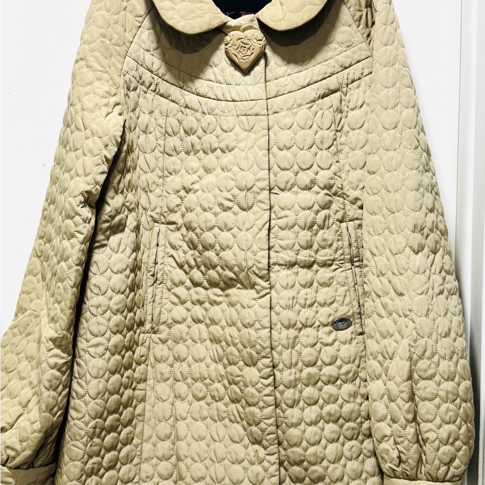 Betsey Johnson Quilted Beige Puffer Coat with Heart Details and Bow